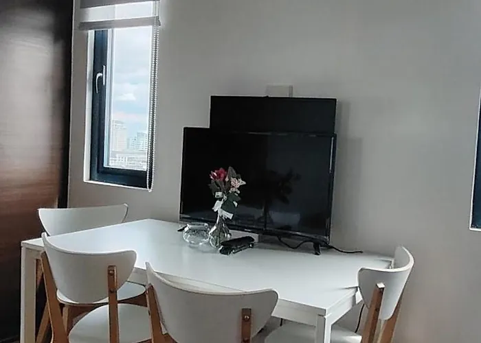 Aparthotel Luxe Blue Haven In Air Makati